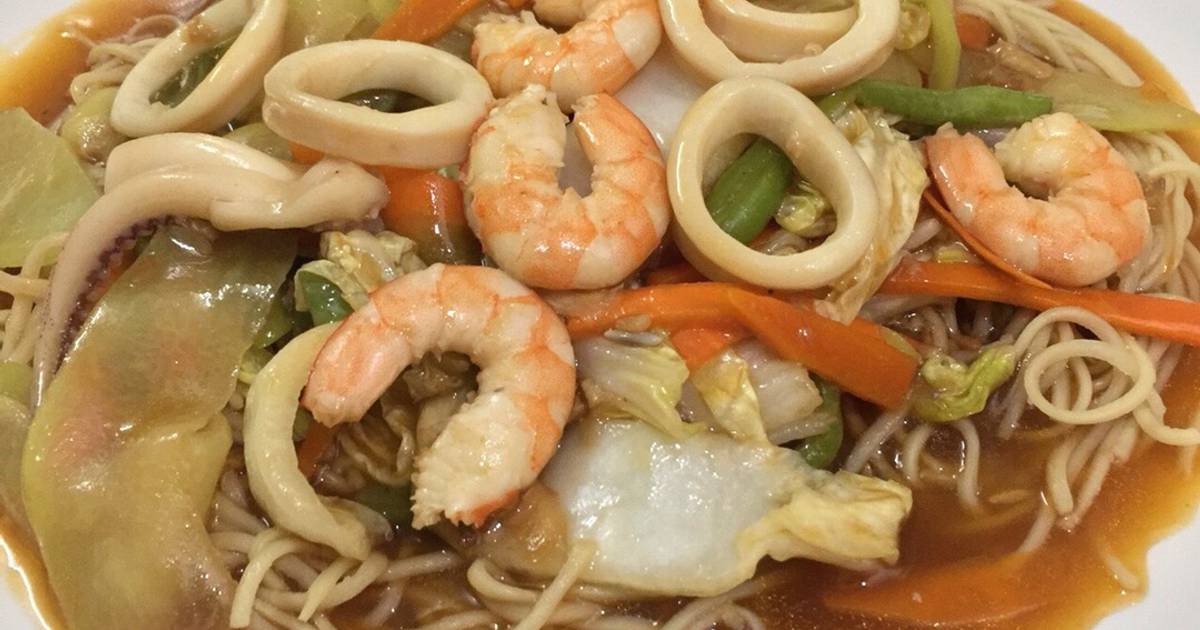 Mì sốt hải sản