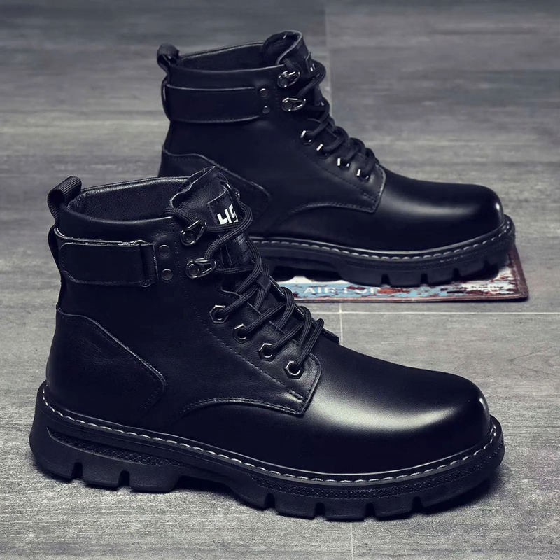Gefütterte Herren-Stiefel im modernen Stil