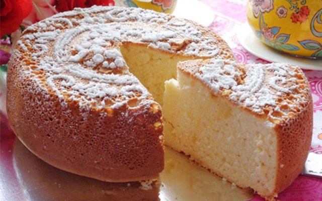Bánh Bông Lan Nướng Bằng Nồi Cơm Điện
