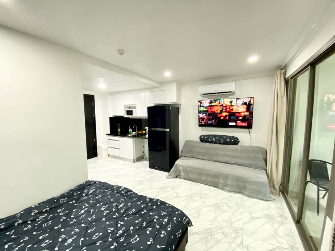 Wongamat Tower (3 units) - Studio, Floor 10 6