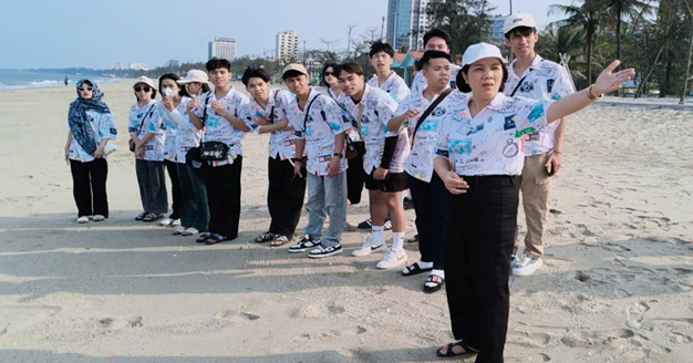 Sinh viên Sư phạm Địa lý Trường Đại học Đây Bắc thực tế chuyên môn tại Miền trung: hành trình kết nối lý thuyết và thực tiễn