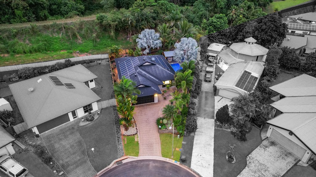 16 Celtis Close, Redlynch - Thumbnail 2
