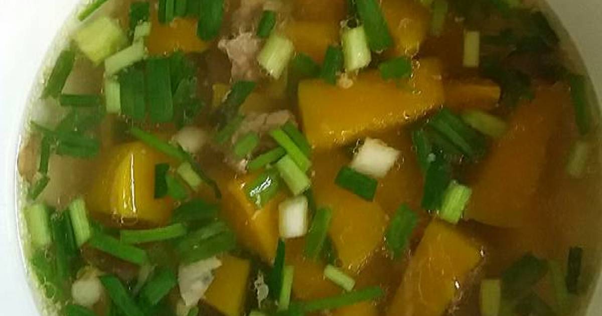 Canh bí đỏ thịt bò