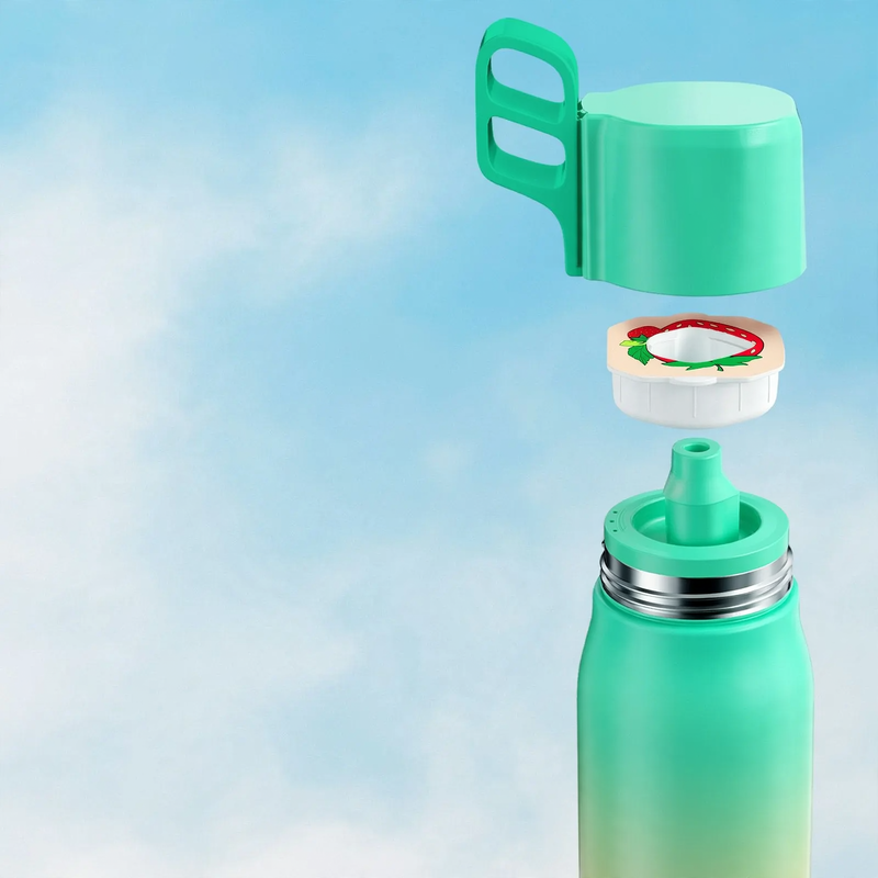 Stainless steel drinking bottle with flavor rings and straw