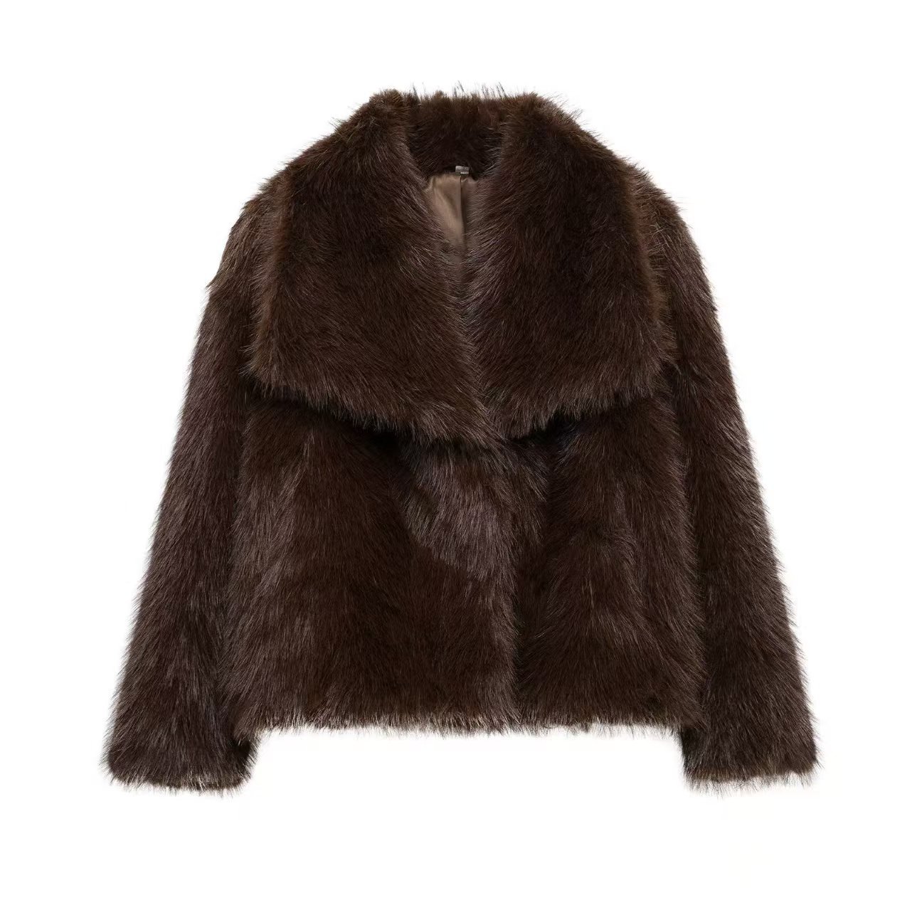 Fashionable coat with a large faux fur collar