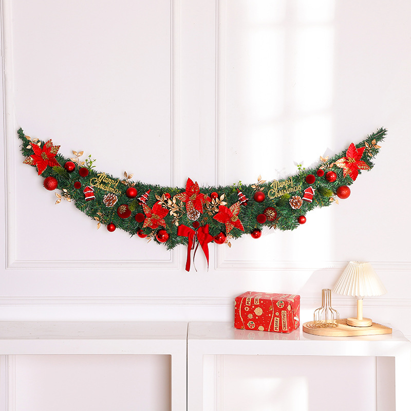 Decorative Christmas wreath with antler elements