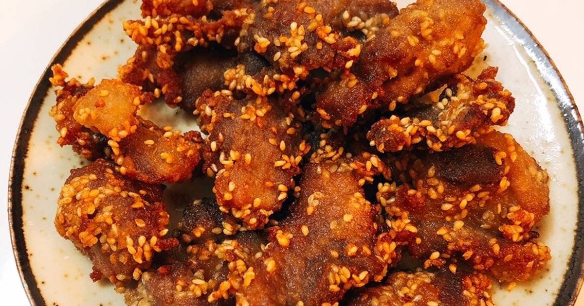 Thịt chiên tẩm vừng