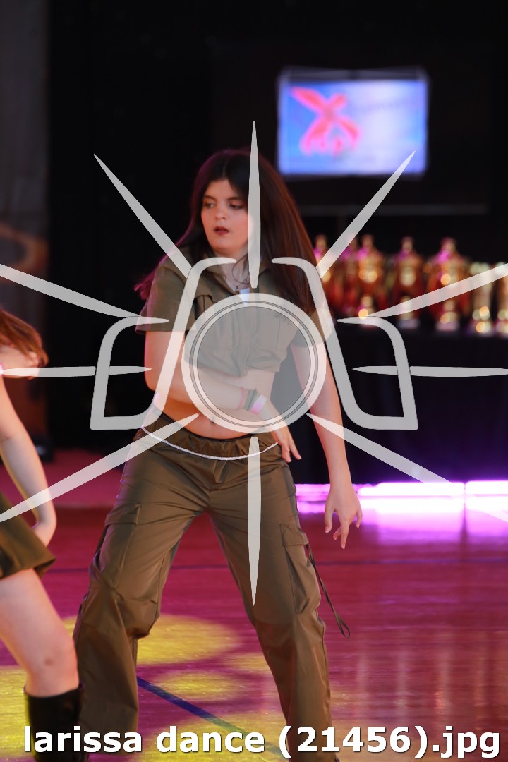 larissa dance (21456).jpg