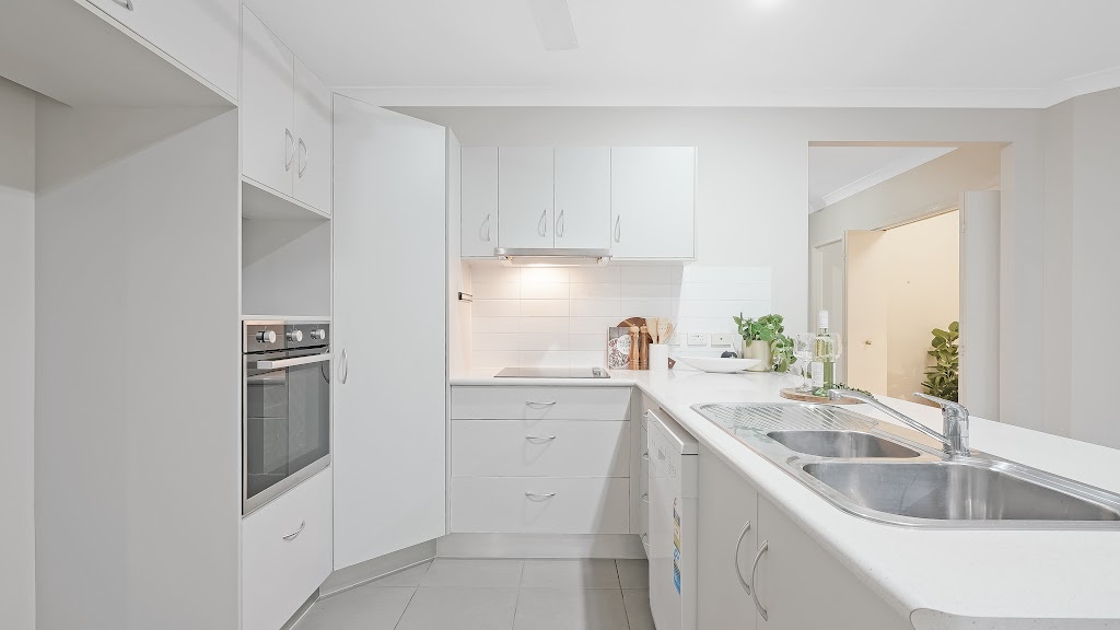15 Alander Payet Close, Redlynch - Thumbnail 4