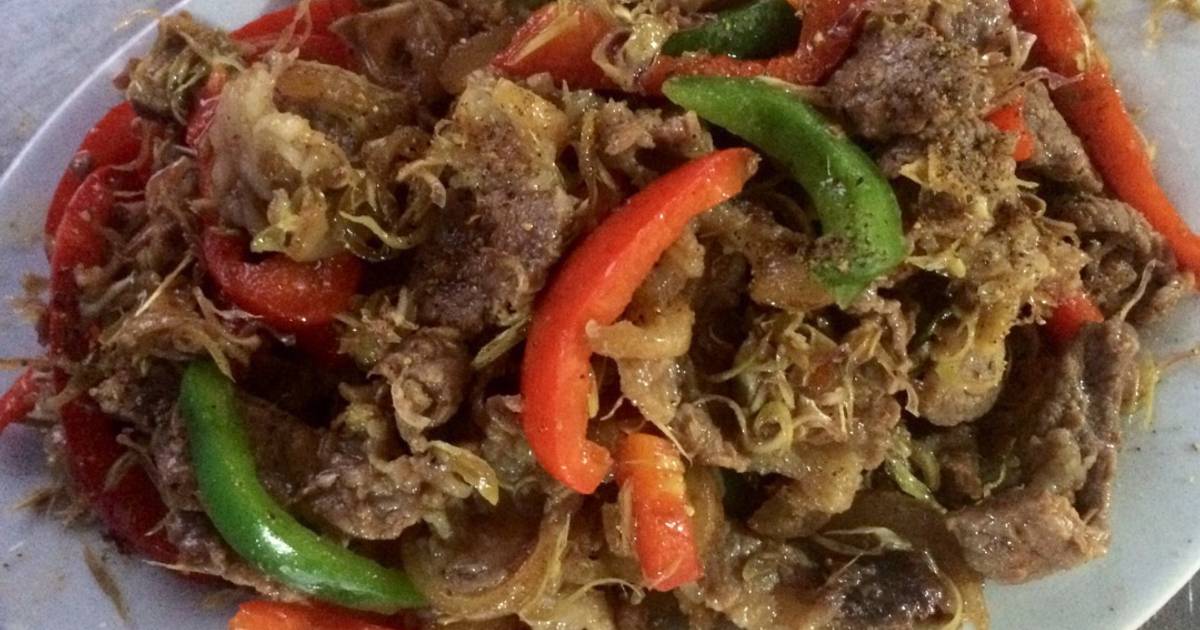 Thịt bê sào xả ớt