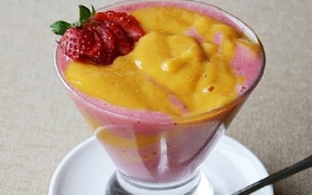 Sinh Tố Xoài Dâu Tây