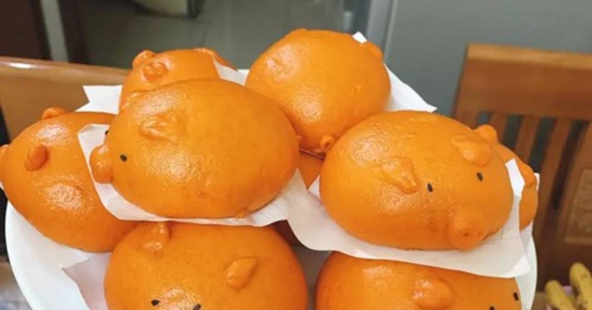 Bánh bao gấc hình heo con
