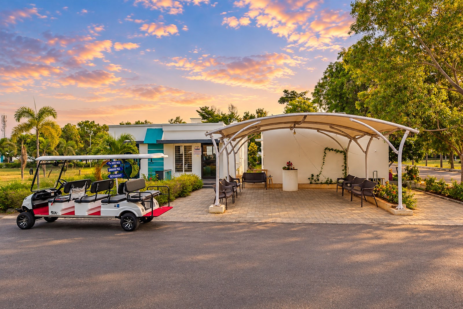 KING Avarta Resort