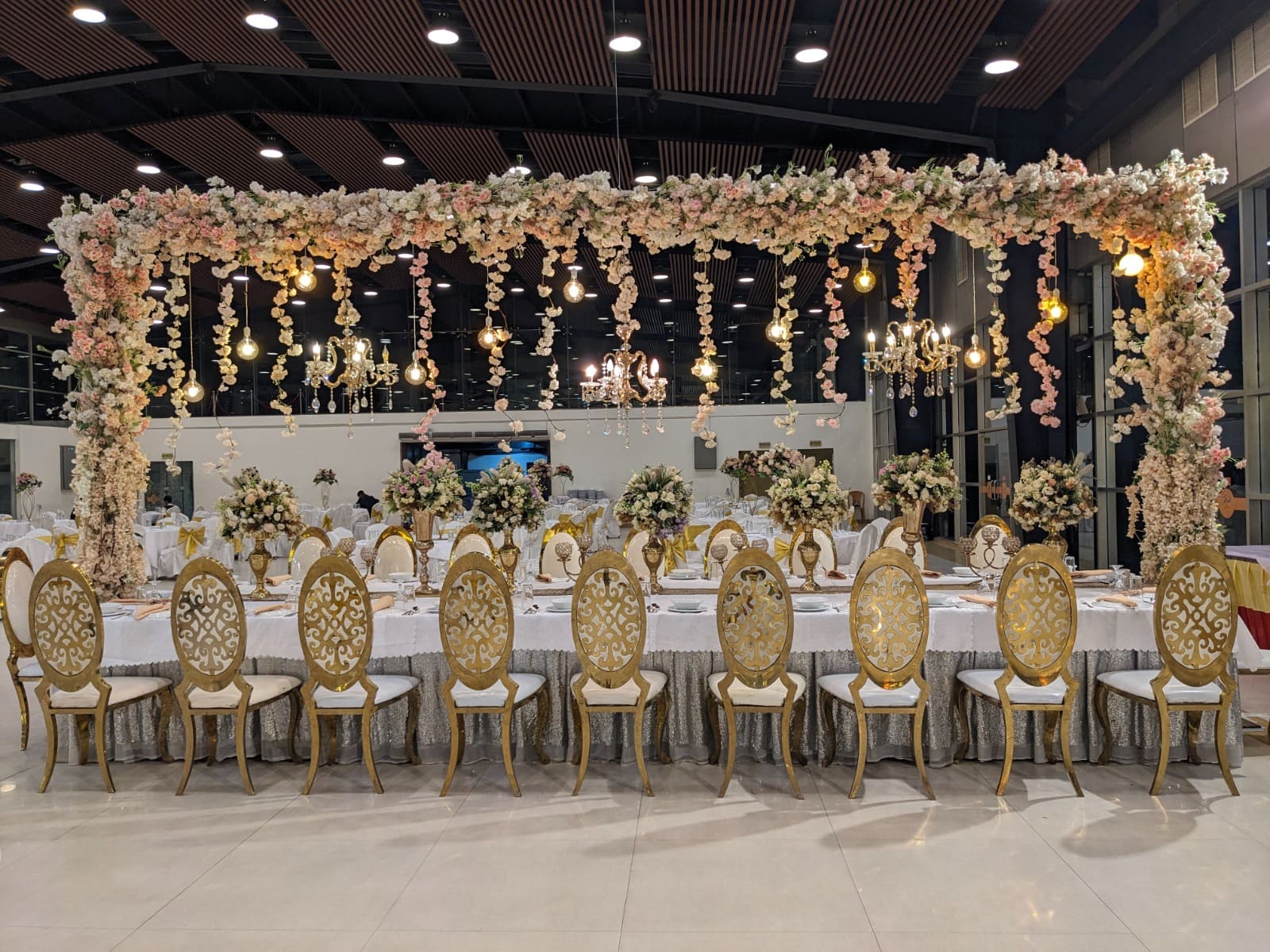 Dine 7