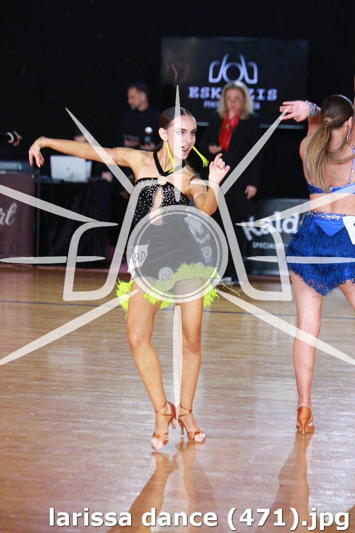 larissa dance (471).jpg