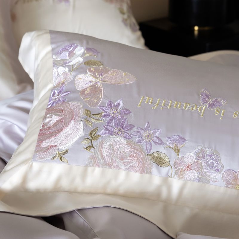 Luxurious 4-piece Bedding Set made of Australian Cotton