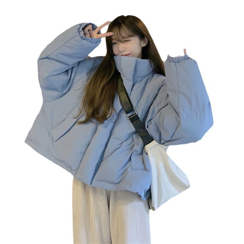 Short, padded women's jacket, loose fit