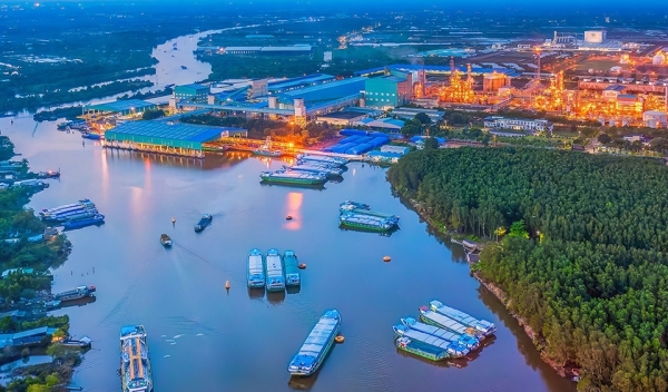 Luật Dầu khí Mới: Cơ Hội Để Petrovietnam Định Hình Các Trung Tâm Tăng Trưởng Mới