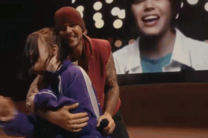 125.000 người hát theo Justin Bieber - Báo Tiền Phong
