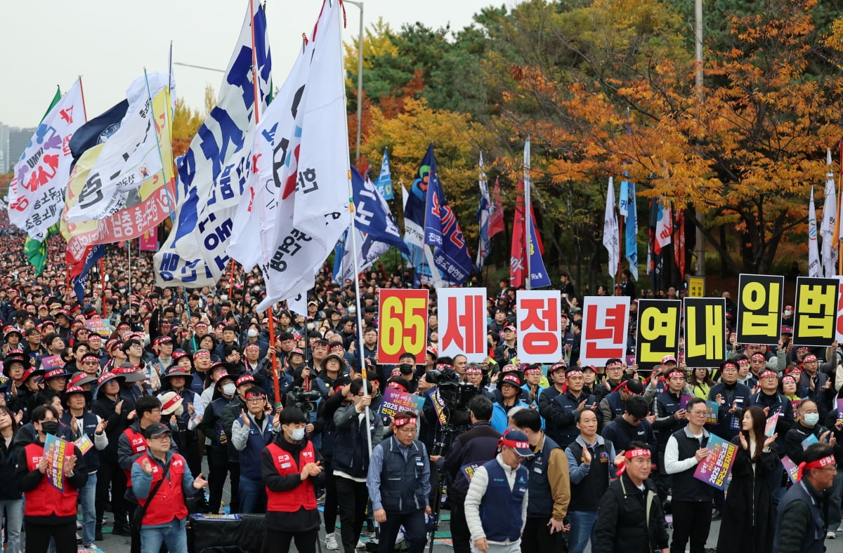 섹션 대표 이미지