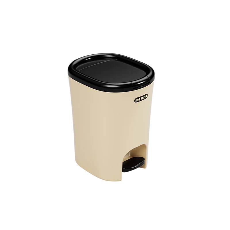 Plastic bin with foot pedal and lid
