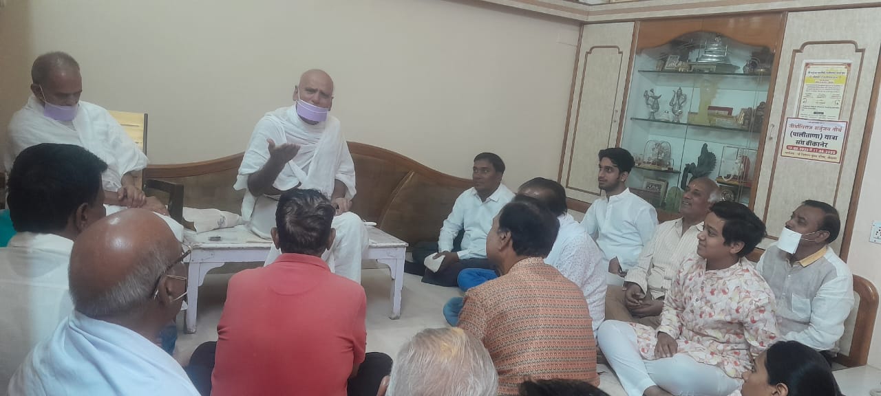 तेरापंथ संत उग्र विहारी तपो मूर्ति मुनि श्री कमल कुमार जी महाराज साहब ने आशीर्वचन दिया 