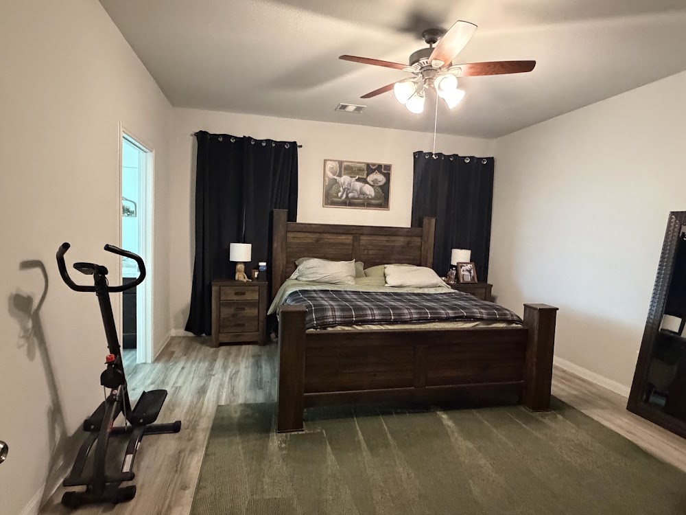 Dust Bunnies Be Gone offers weekly, bi-weekly, and monthly house cleaning in The Woodlands. This section compares each recurring schedule and highlights bi-weekly cleaning as the most popular choice for controlling tree-pollen dust, pet hair, and build-up. It helps homeowners choose the right maid service frequency by home size and household across The Woodlands, TX, Spring, Conroe, and the Lake Conroe communities, with a 10 to 25 percent recurring discount.