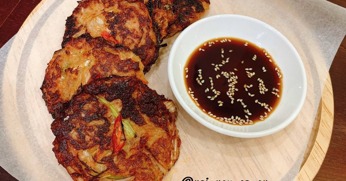 Bánh rán cá ngừ hộp Chamchijeon Hàn Quốc