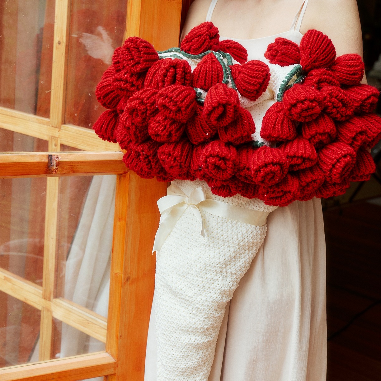 Chenille blanket, flower-shaped, decorative