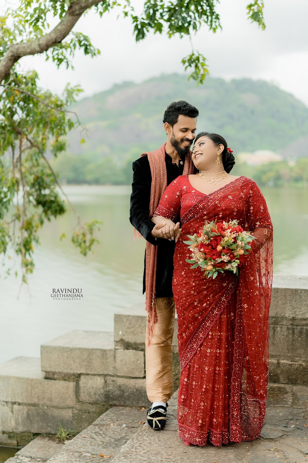 Damith and Gayani homecoming photography - traditional Sri Lankan ceremony