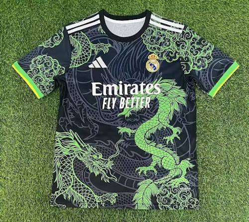 25-26 Real Madrid Edición Especial Dragón Verde.jpeg