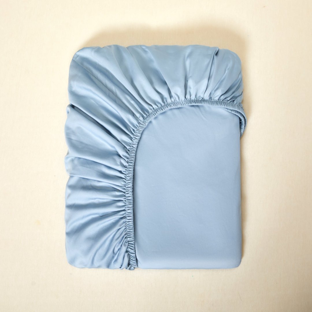 Fitted sheet made of long-staple cotton, satin