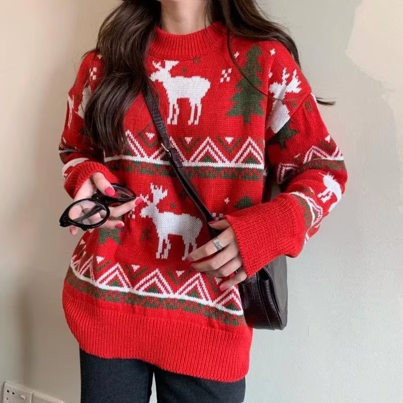 Women’s Christmas Sweater with Reindeer Motif