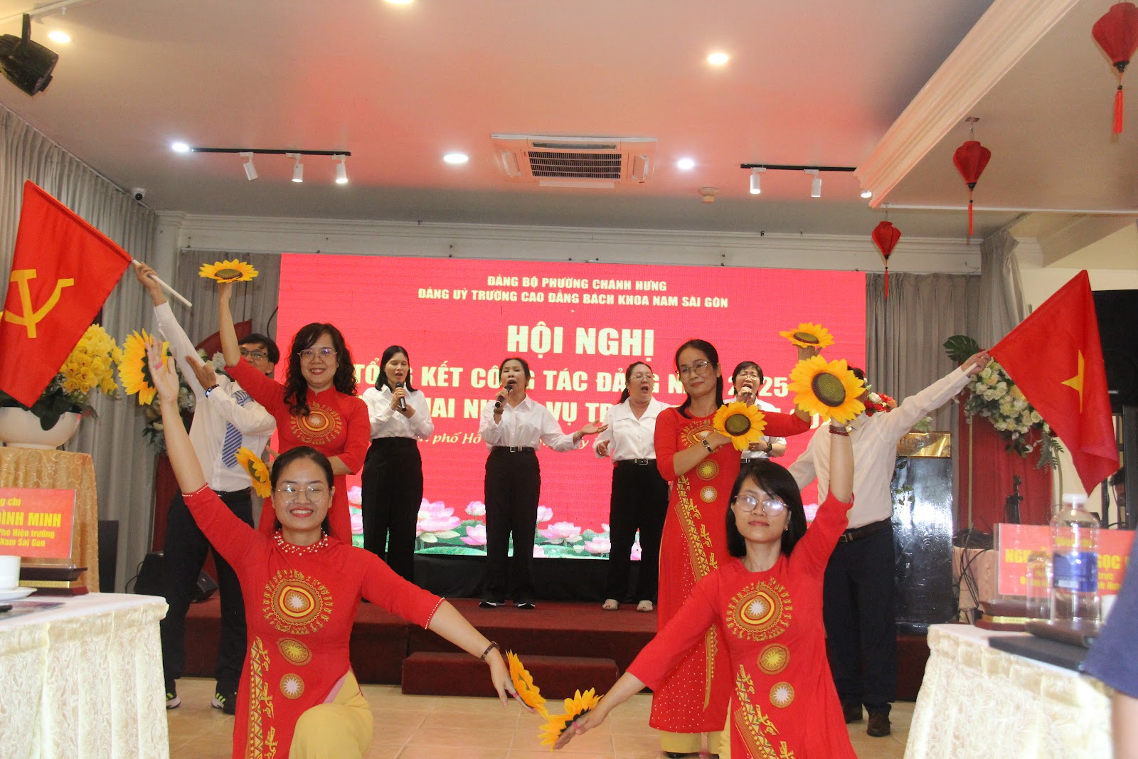 Đảng bộ Trường Cao đẳng Bách khoa Nam Sài Gòn: Đẩy mạnh chuyển đổi số và phát triển Đảng viên trong năm 2026