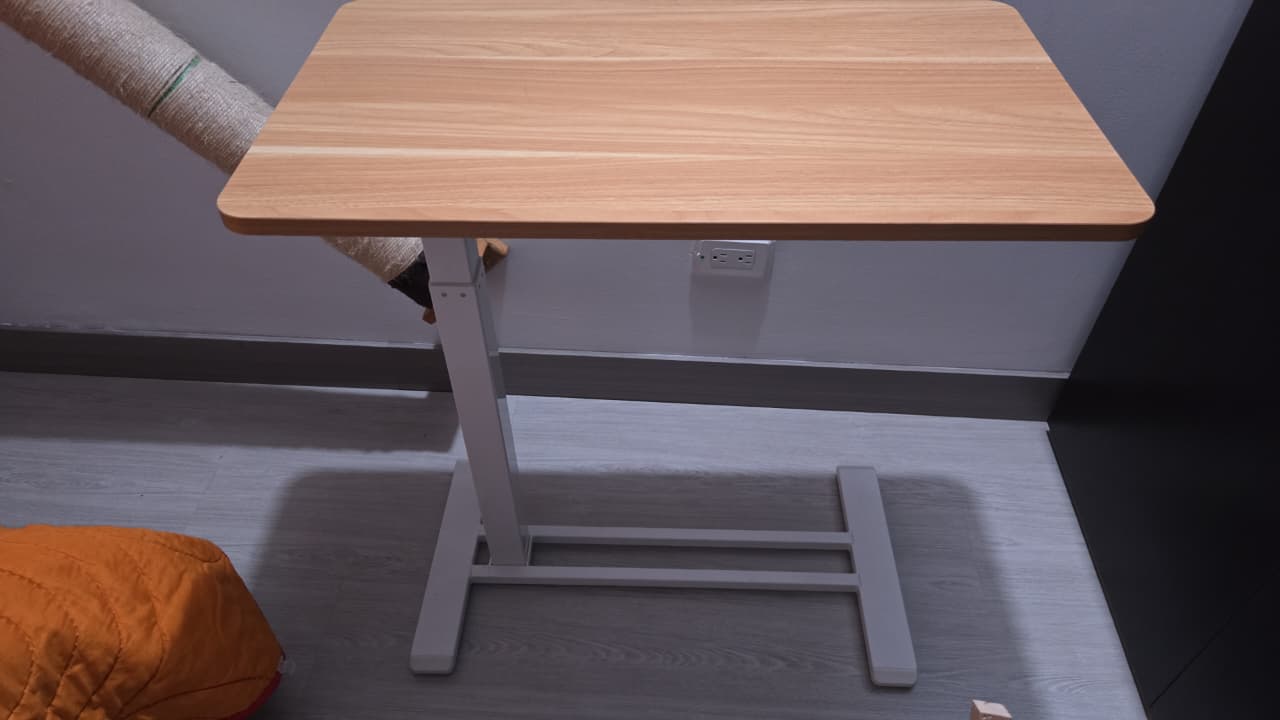Mesita de trabajo nivelable