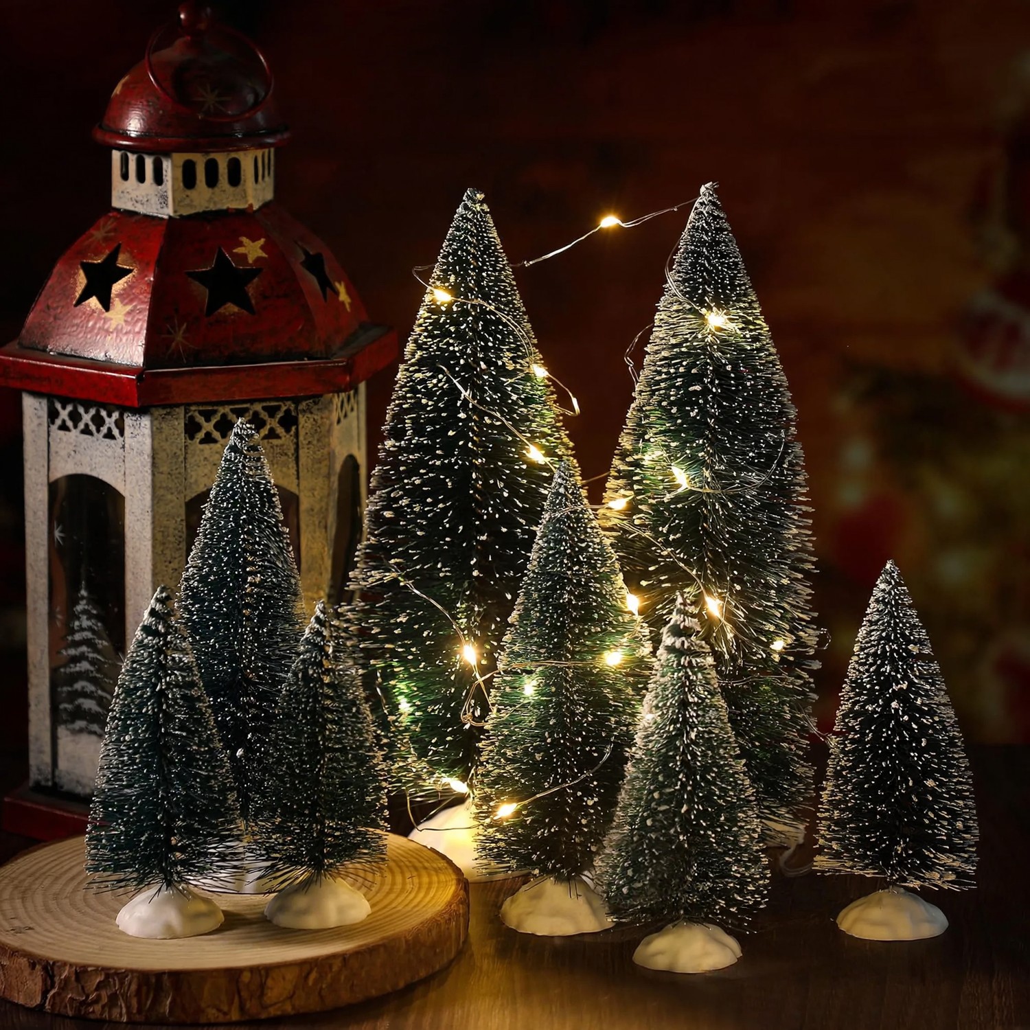 Mini-Weihnachtsbaum mit Schnee-Optik