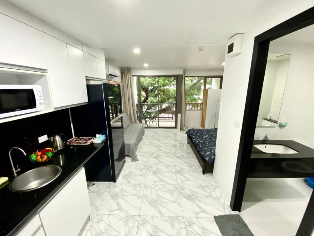 Wongamat Tower (3 units) - Studio, Floor 10