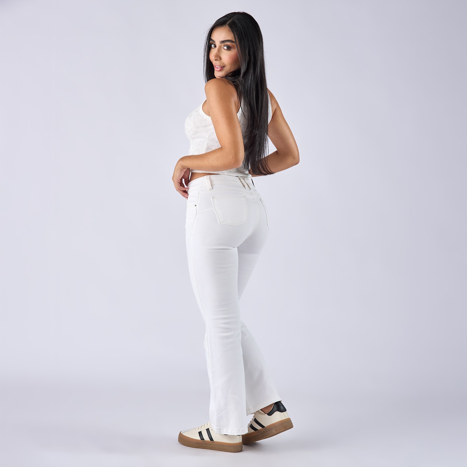 Jean dama wide leg tiro alto licrado, color Gris Humo - Vista 6