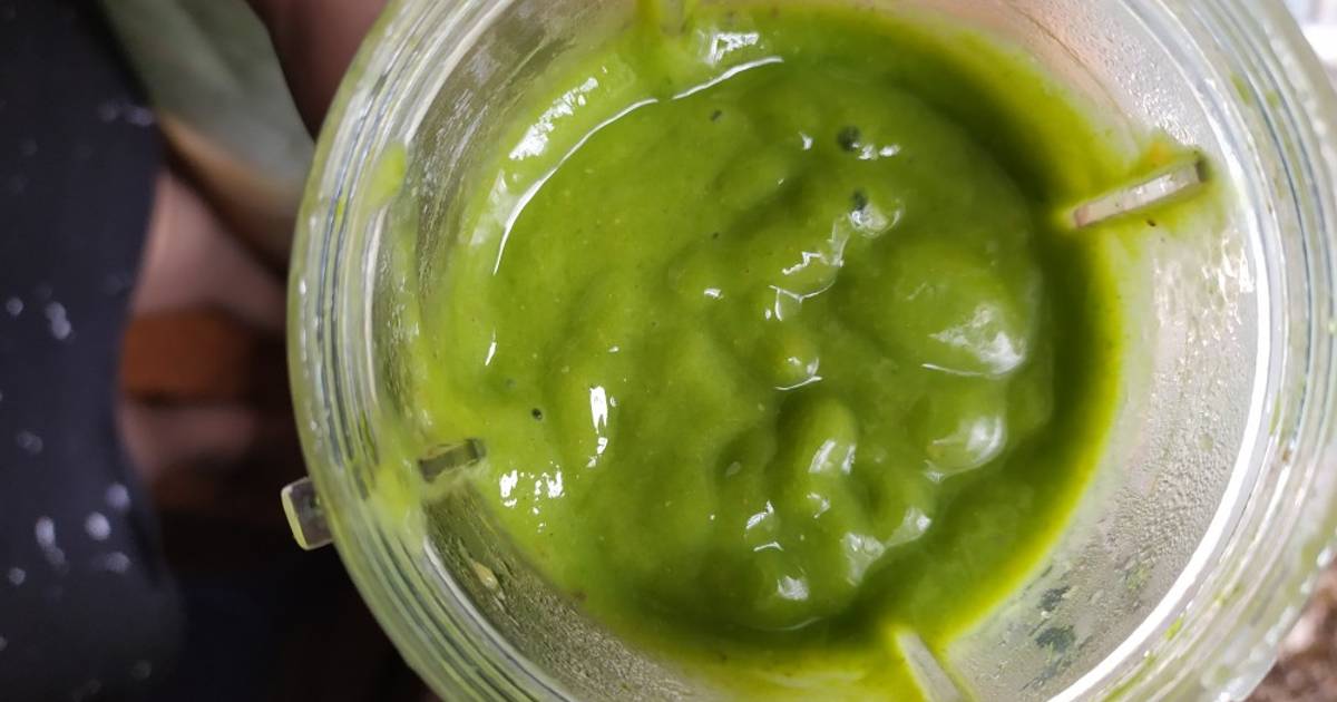 Bữa sáng cùng smoothie cải bó xôi đu đủ yến mạch
