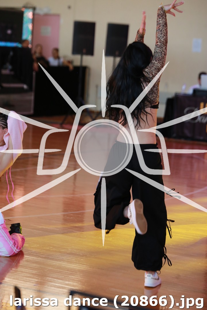 larissa dance (20866).jpg