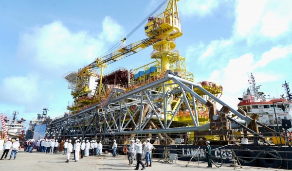 Fertigstellung des Absetzvorgangs der Gelben Känguru A-Verarbeitungsplattform: PTSC MC bereitet die Offshore-Installation vor