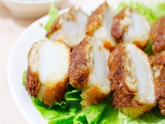 Nhiều lần đi ăn tiệc được nếm thử món thịt heo quay chay ăn cũng ngon tuyệt. Cũng định làm thử nhưng chưa có dịp. May sao học lỏm được cách làm thịt ba chỉ quay chay khá thú vị nên chia sẽ cùng với mọi người nhé!