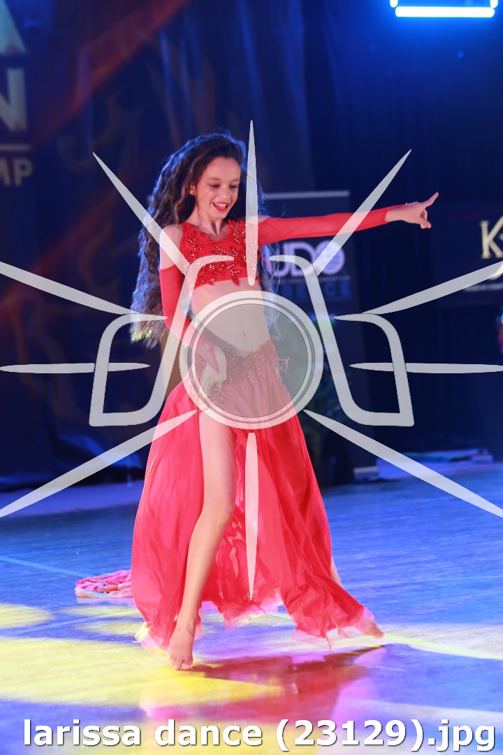 larissa dance (23129).jpg