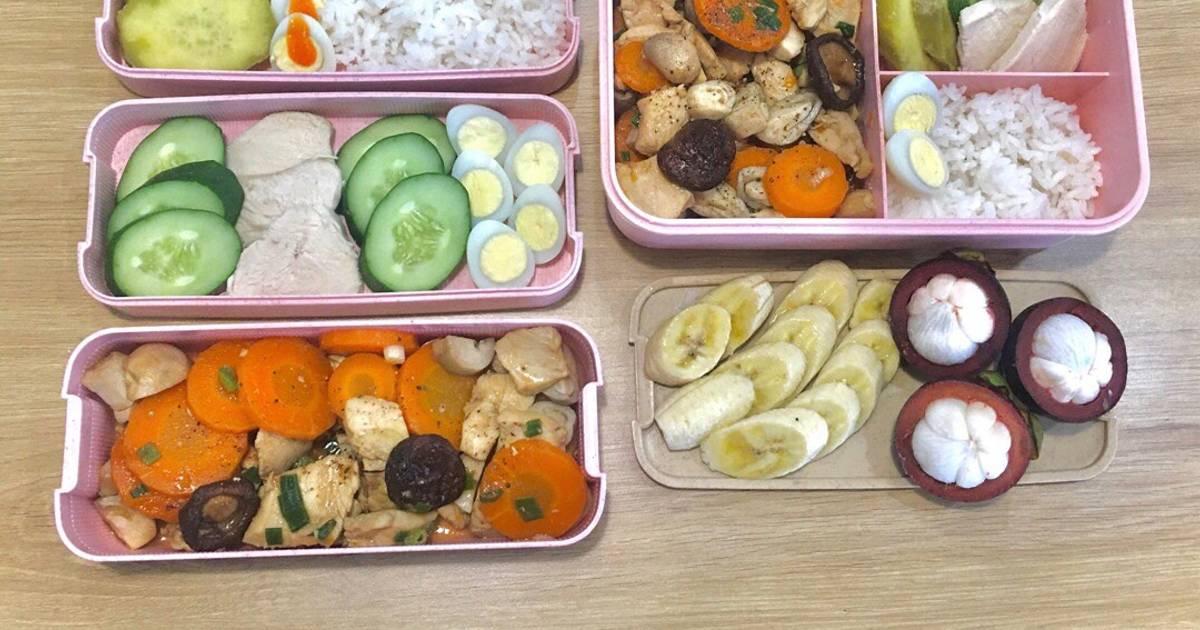 Day 30 : Gà xào nấm x cà rốt
_eat1000
