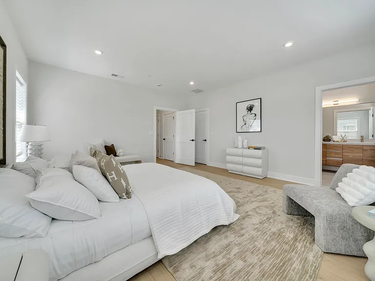 Custom closet and vanity design