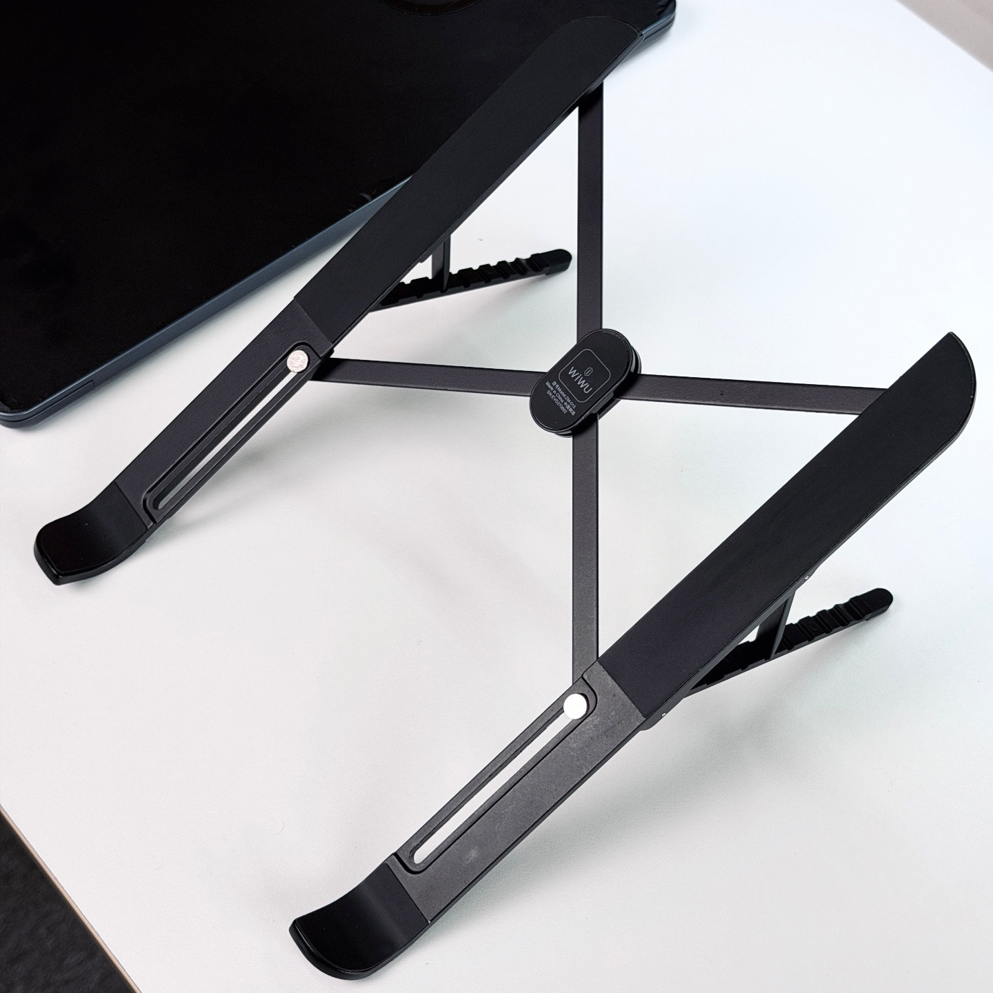 Trải nghiệm thực tế Giá Đỡ MacBook WiWU ZM-015 Foldable Aluminum