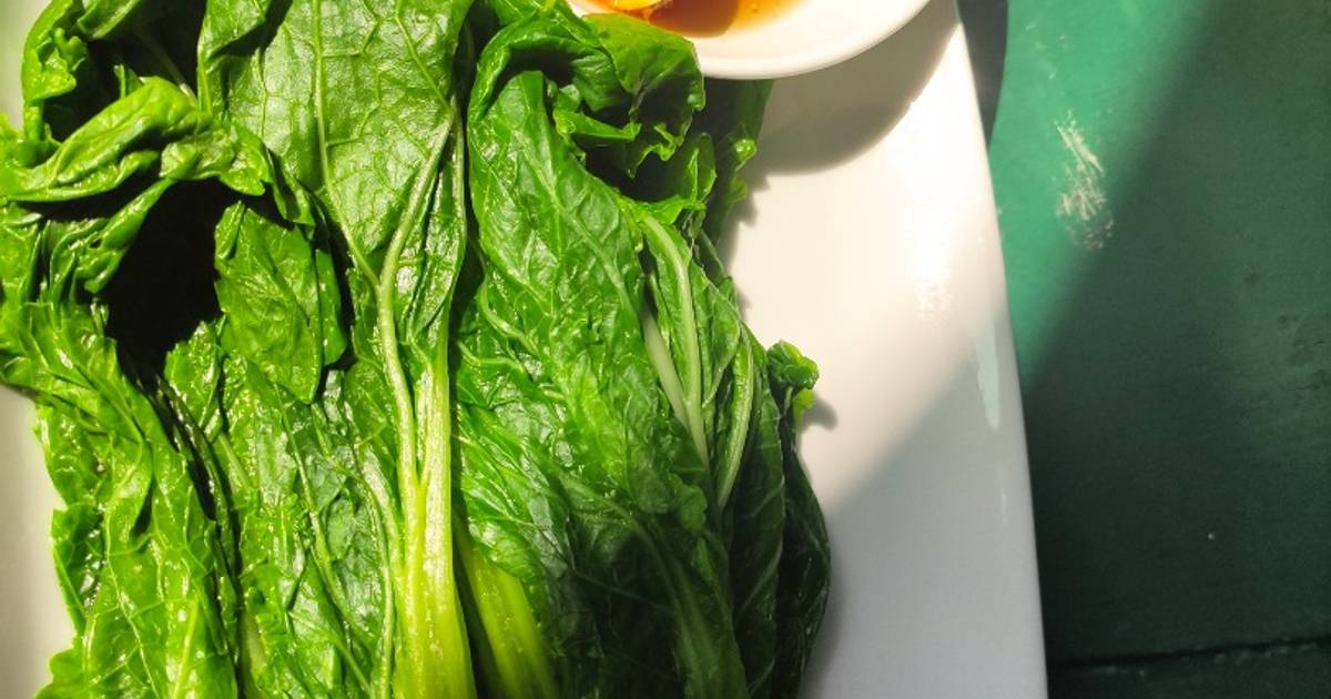 Cải đắng luộc chấm mắm trứng