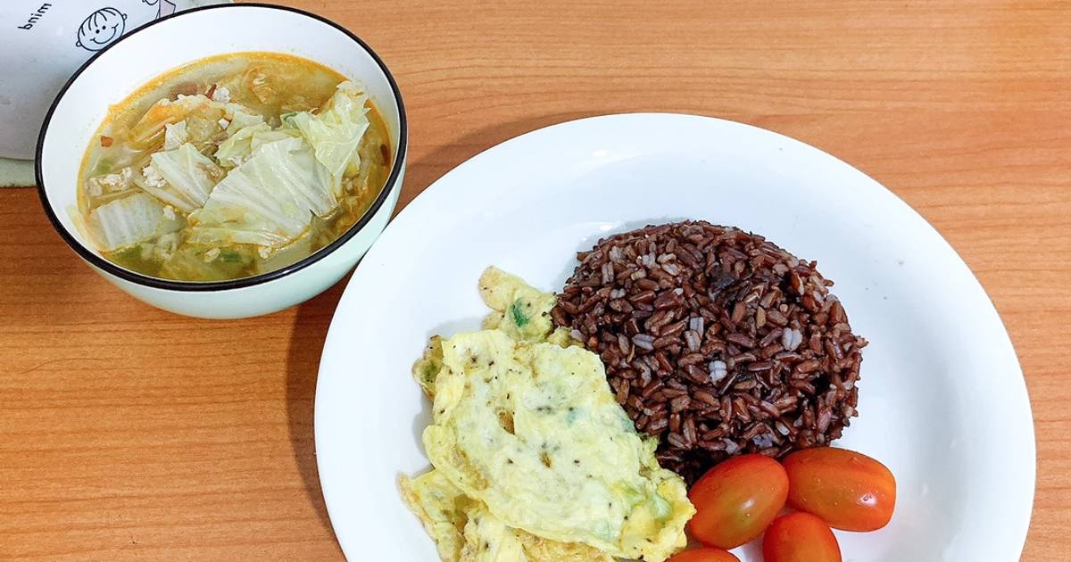 Giảm cân - eat clean : Trứng chiên + canh cải thảo thịt bằm (313 calo)