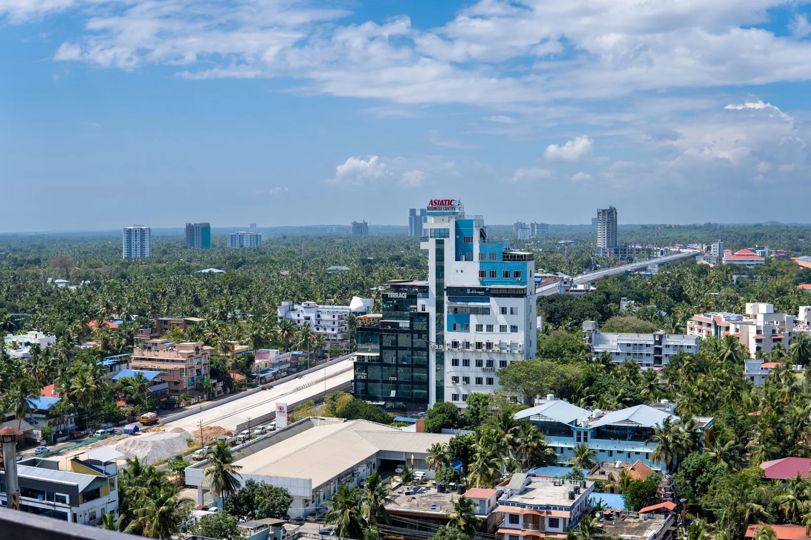 How far is Malappuram from Calicut Airport?