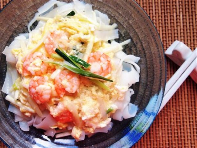 Phở Xào Phủ Trứng Tôm
